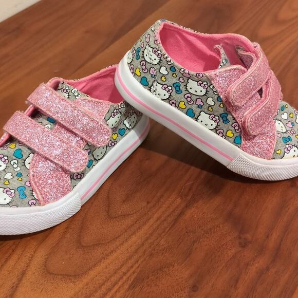 Sanrio pink glitter hello kitty Velcro shoes toddler 6 - Picture 4 of 6